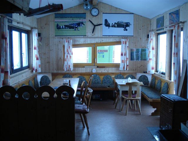 Flugplatz Hütte